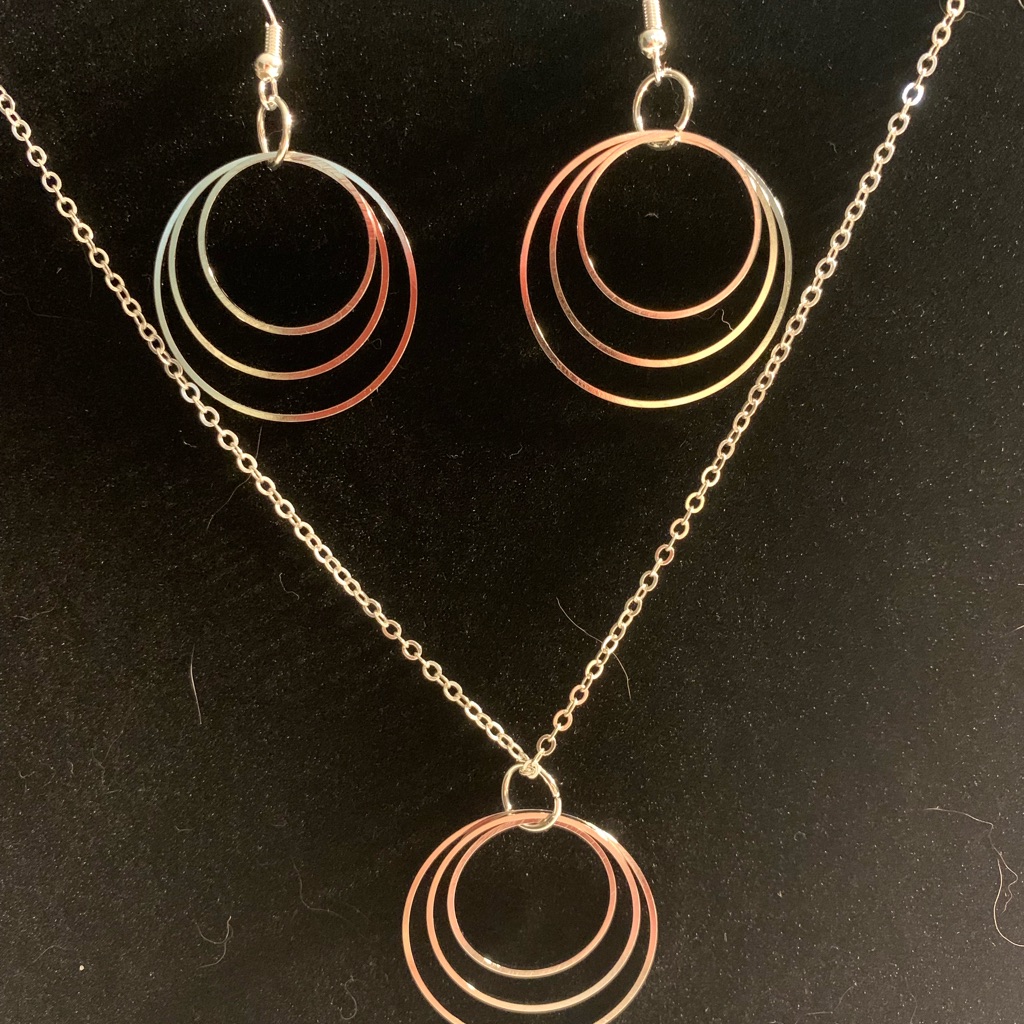 Elegant Silver Triple Floating Hoop Necklace And Earring Set